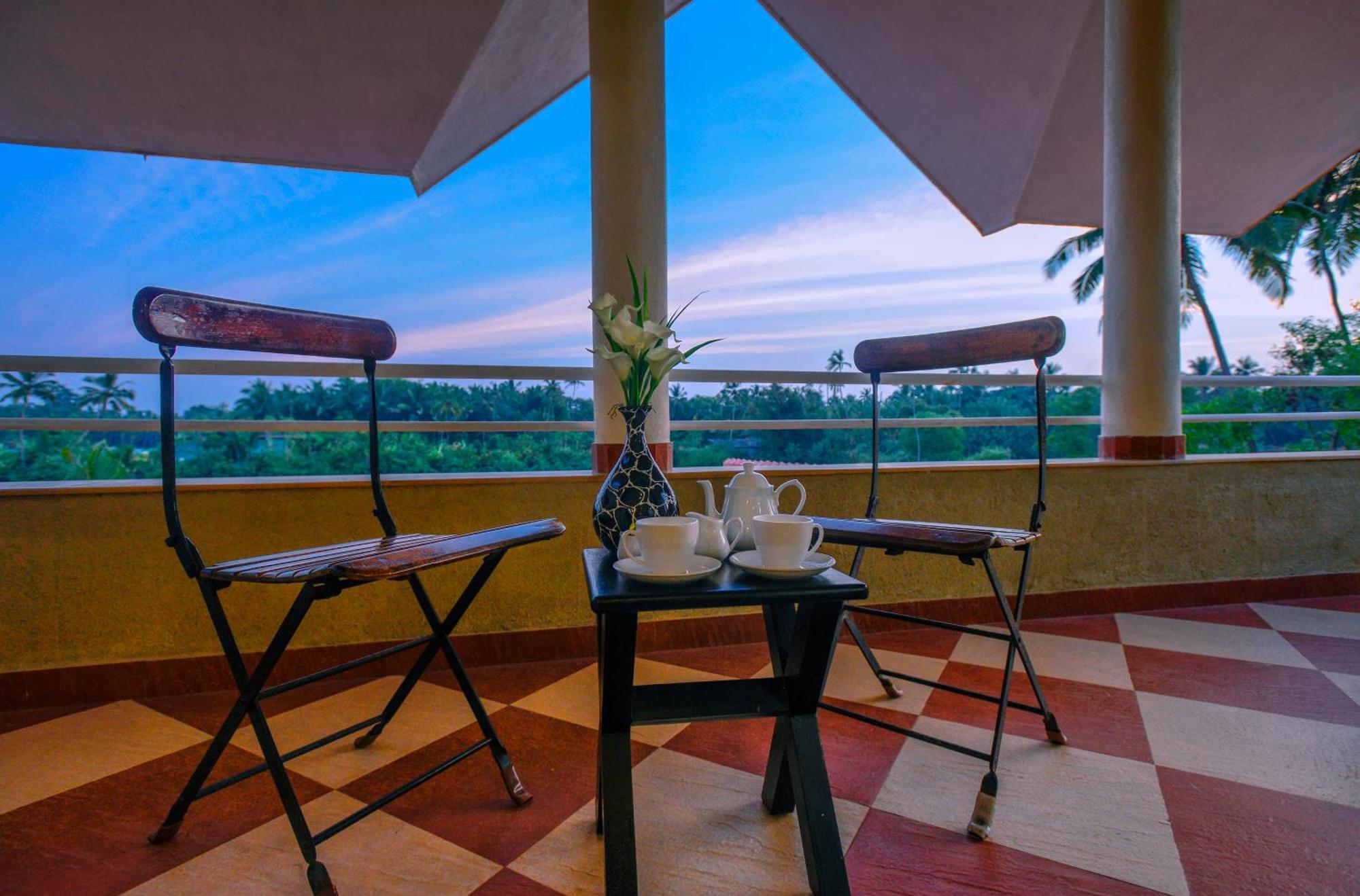 Treehouse Blue Hotel & Villas Colva Εξωτερικό φωτογραφία