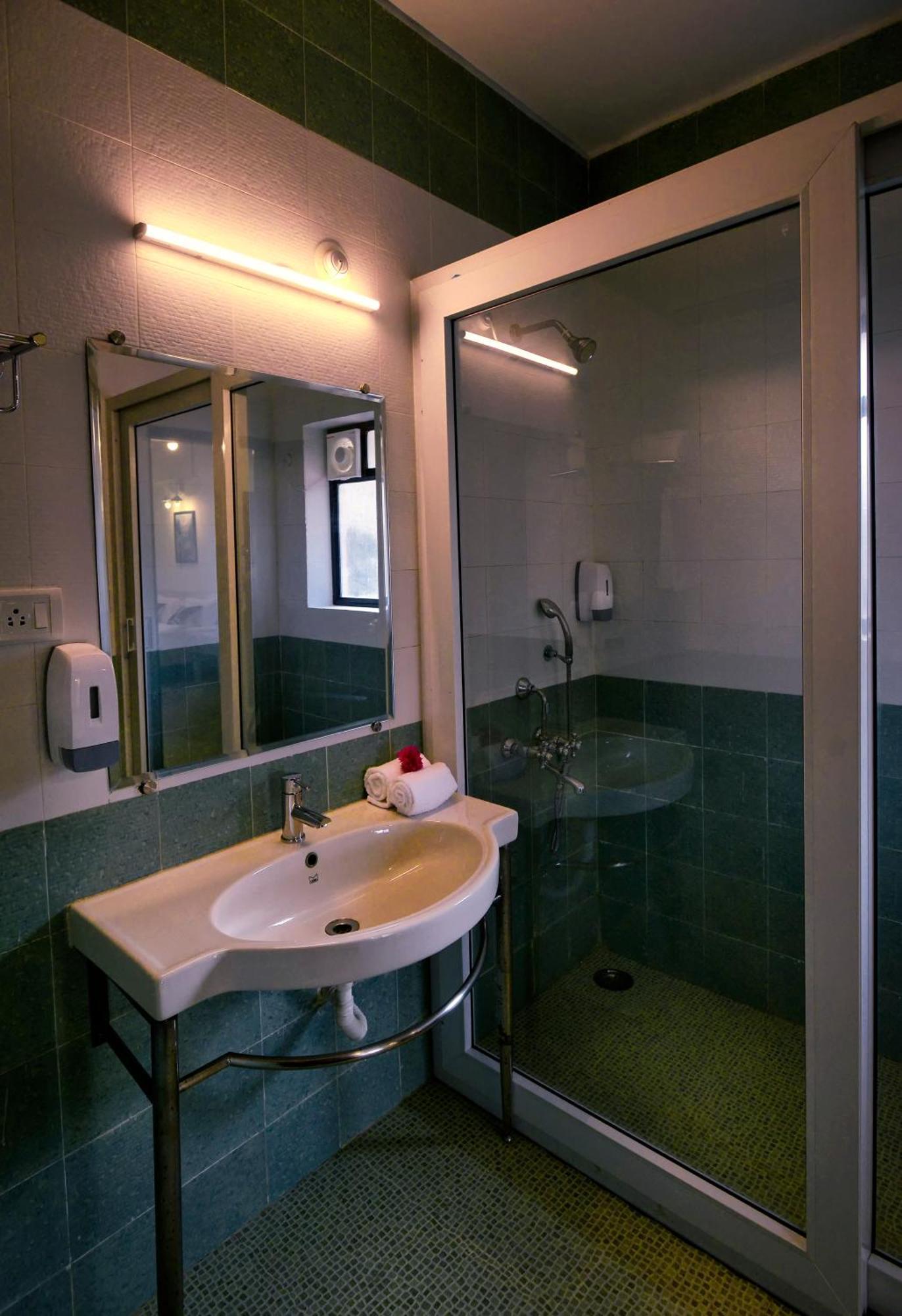 Treehouse Blue Hotel & Villas Colva Εξωτερικό φωτογραφία