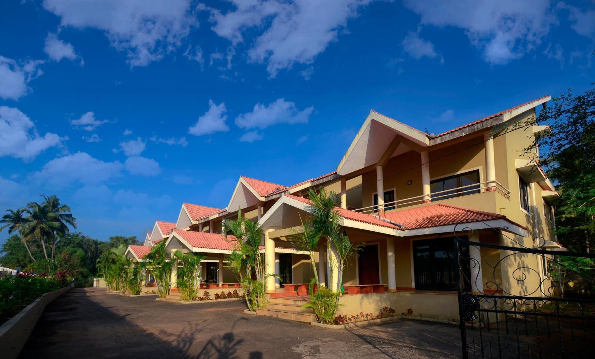 Treehouse Blue Hotel & Villas Colva Εξωτερικό φωτογραφία